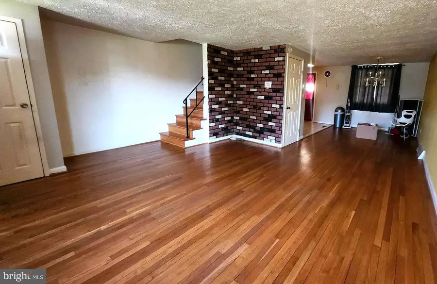 7393 Edsworth Rd, Baltimore, MD 21222 - #2