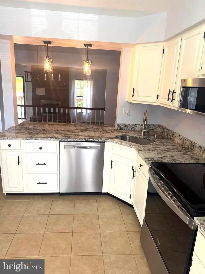 46 Rhodes Pl, Lutherville Timonium, MD 21093 - #3