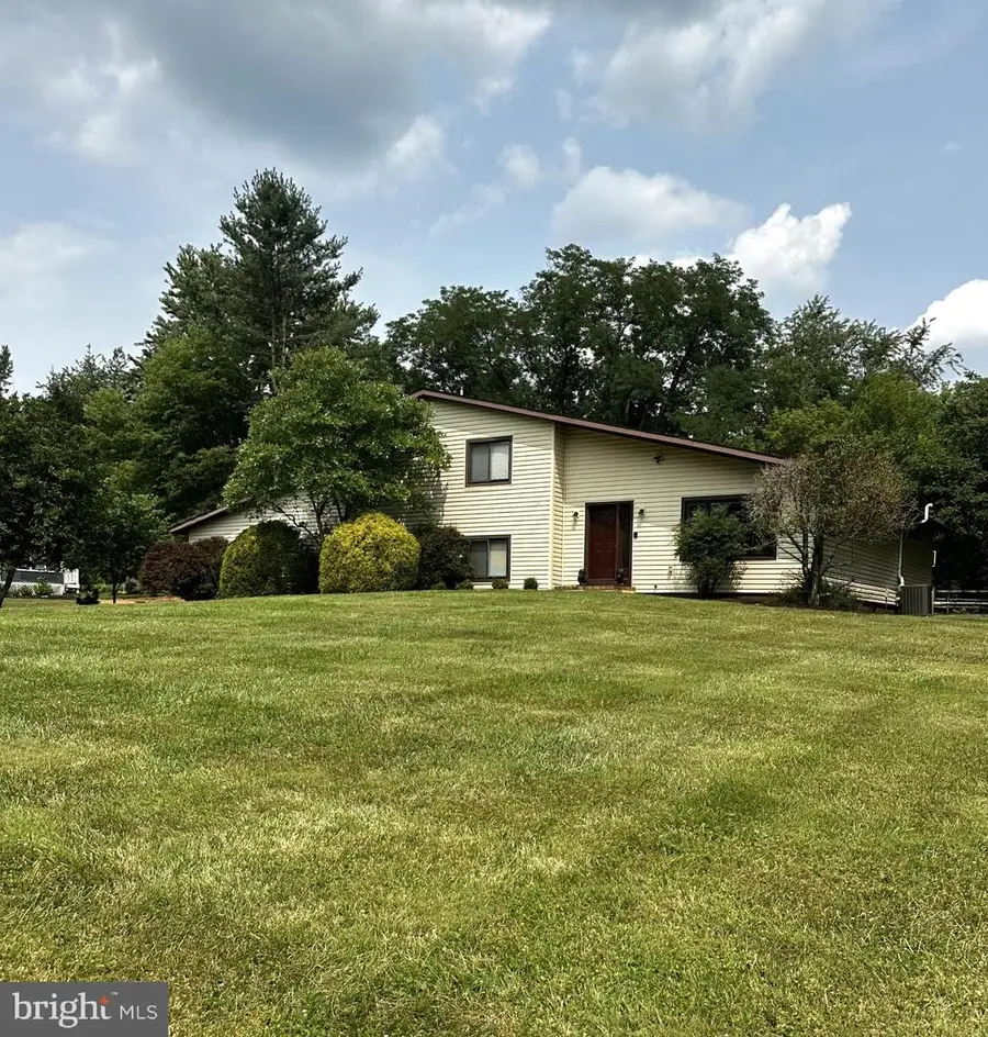 11 Valley Glen Ct, Reisterstown, MD 21136 - #2
