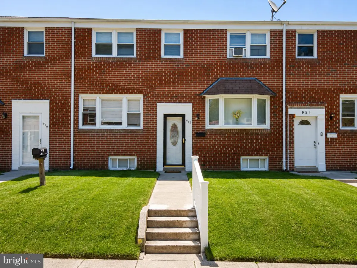 952 Circle Dr, Halethorpe, MD 21227 - #1