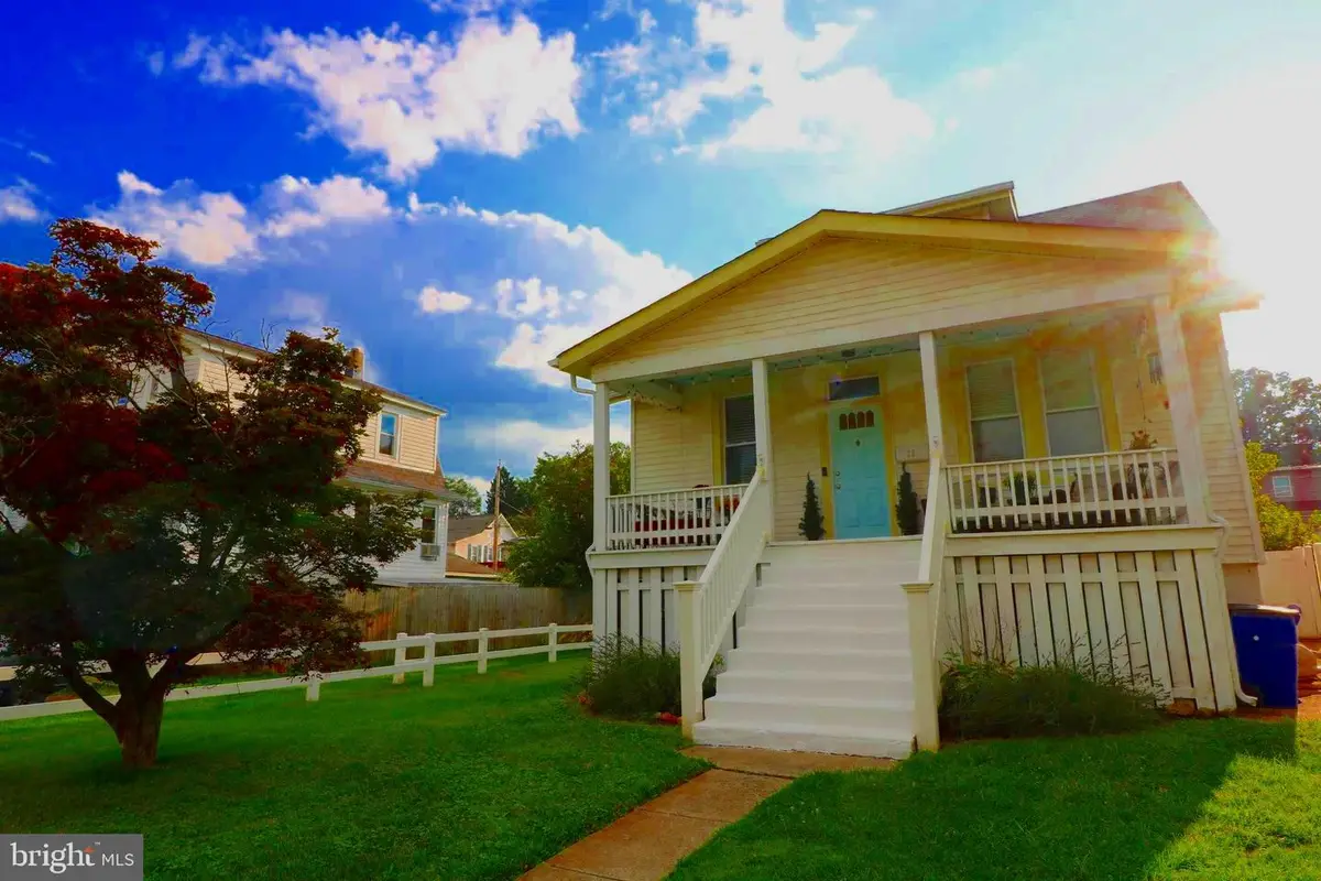 28 Ridge Rd, Catonsville, MD 21228 - #1