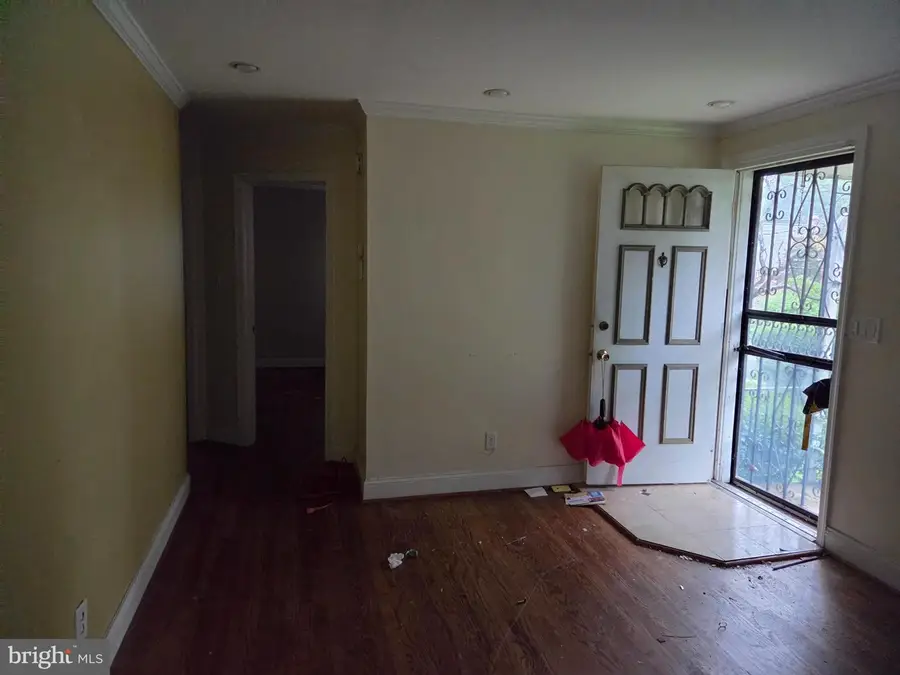 3834 Arbutus Ave, Baltimore, MD 21207 - #2