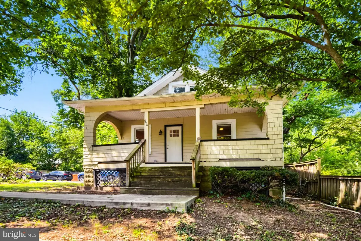 6604 Sherwood Rd, Baltimore, MD 21239 - #1