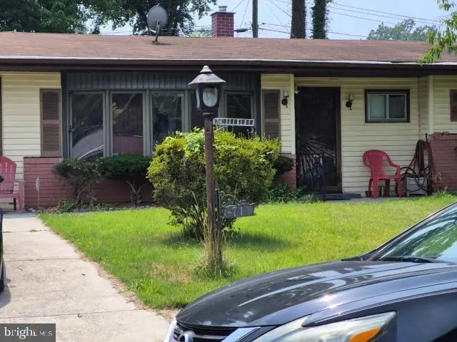 6714 Chisholm Dr, Baltimore, MD 21207 - #2