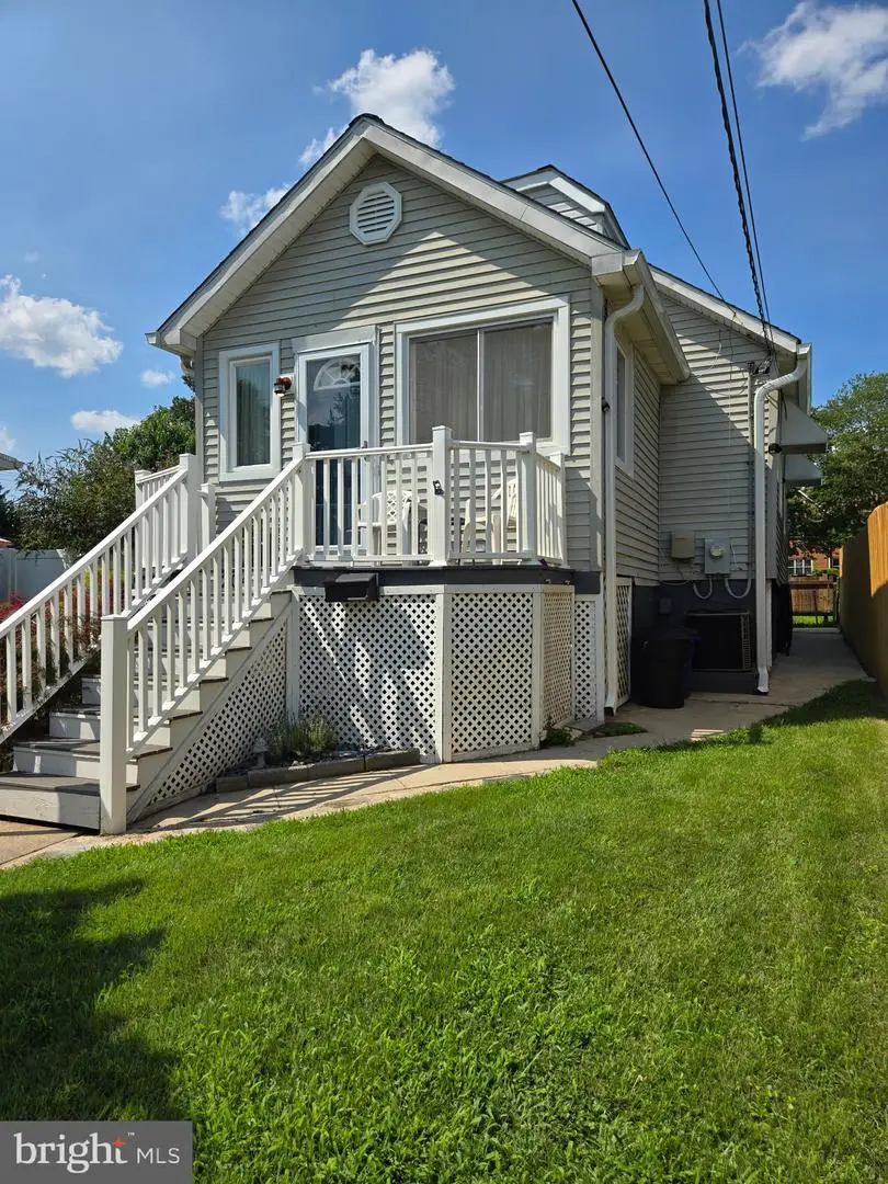 204 2nd Ave, Baltimore, MD 21227 - #3