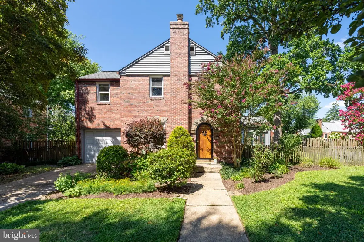 12 Dunmore Rd, Catonsville, MD 21228 - #1