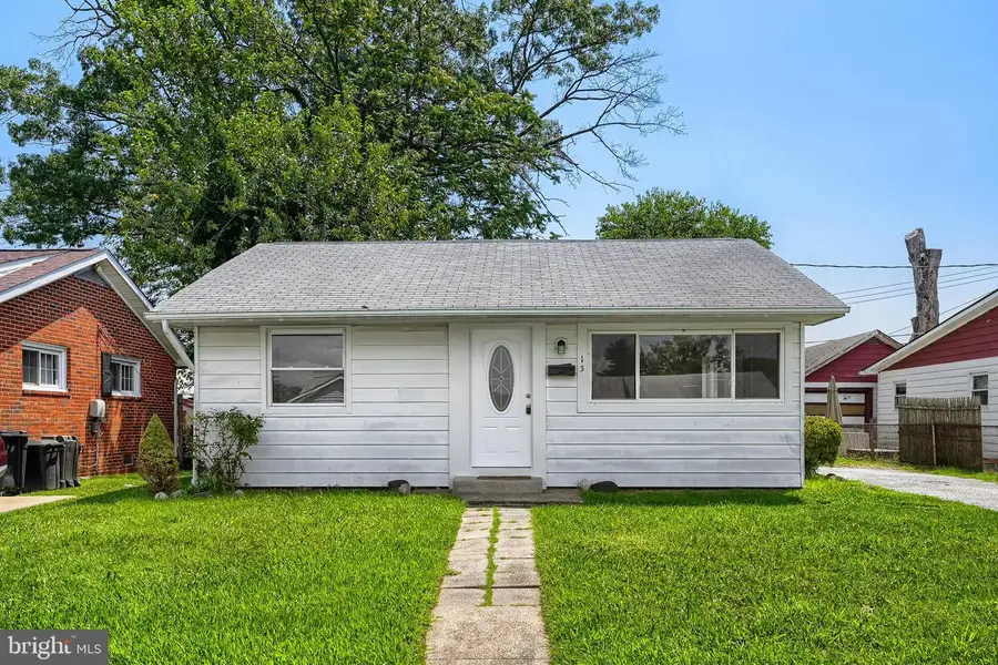 13 Glider Dr, Middle River, MD 21220 - #2