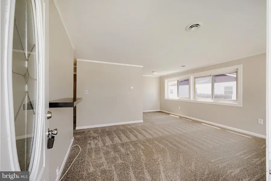 13 Glider Dr, Middle River, MD 21220 - #3