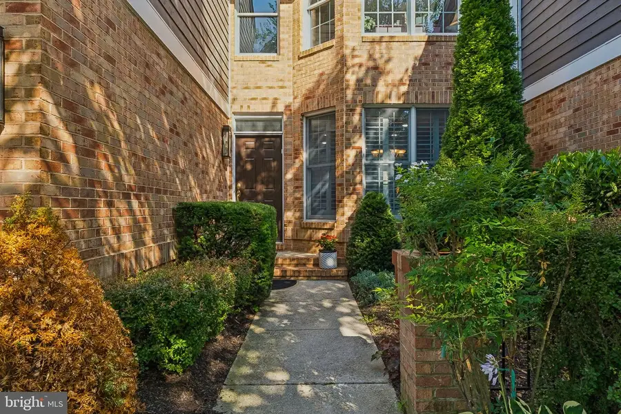 4 Woodchester Ct #4, Baltimore, MD 21208 - #3