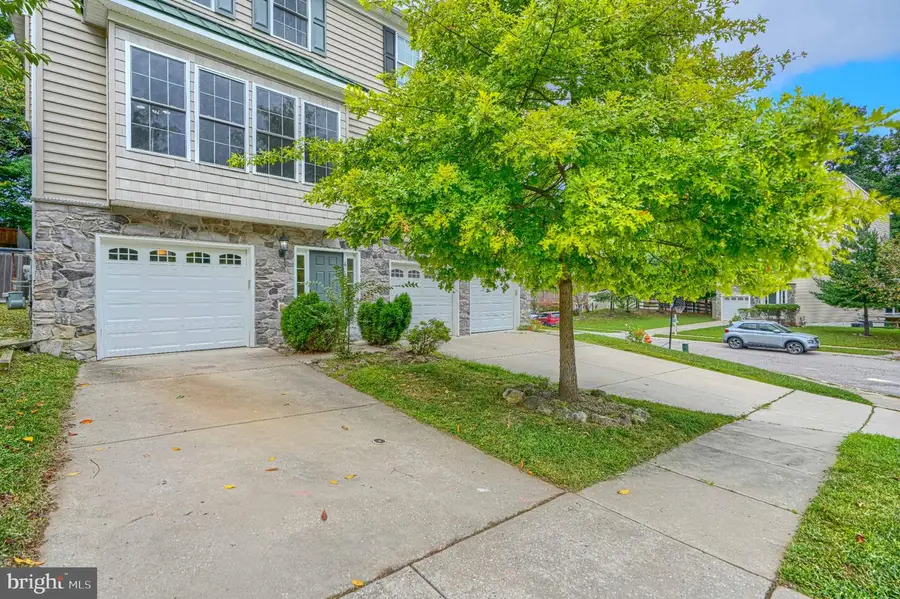 4 Carmichael Ct, Catonsville, MD 21228 - #2