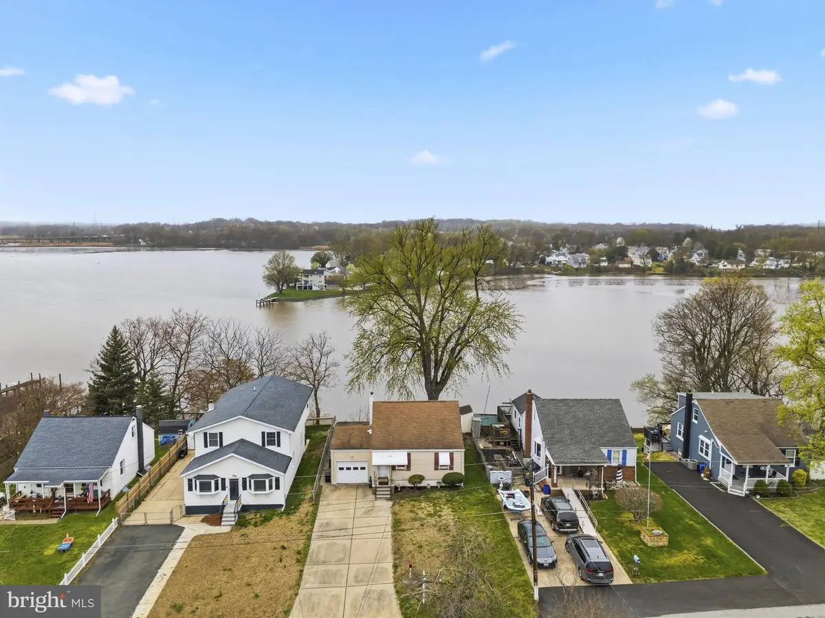 54 Wagners Ln, Essex, MD 21221 - #1