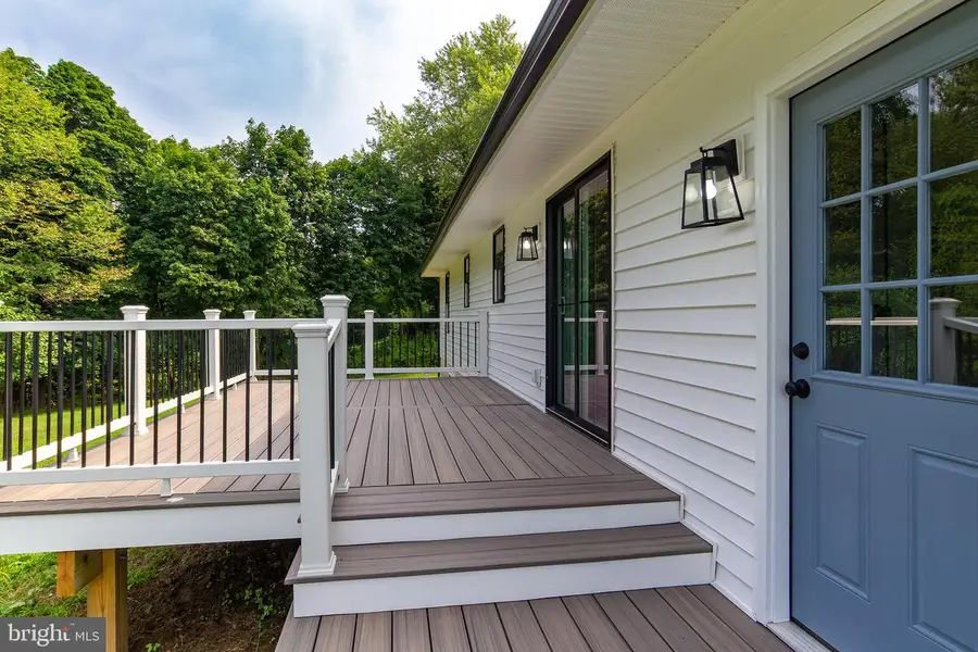 18919 Hillcrest Ave, Parkton, MD 21120 - #2