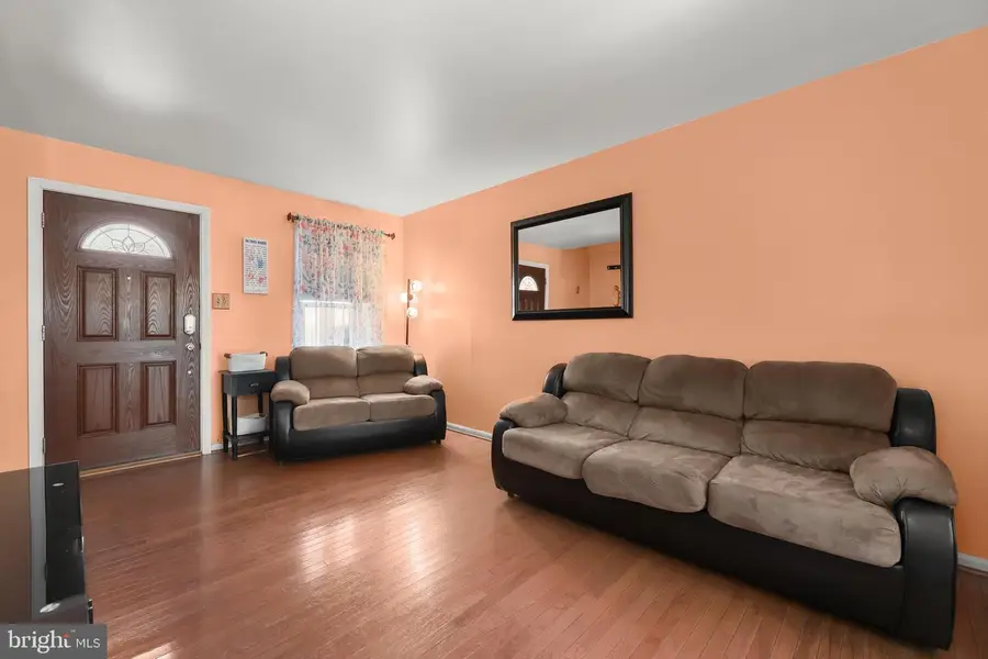 605 Glynock Pl, Reisterstown, MD 21136 - #2