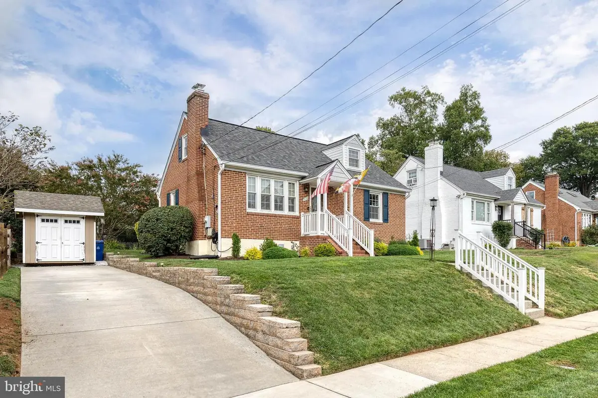 2018 Rockwell Ave, Catonsville, MD 21228 - #1