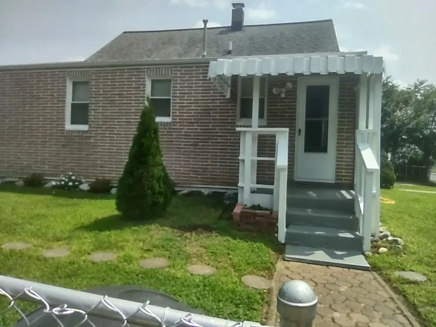 15 Riverside Rd, Baltimore, MD 21221 - #2