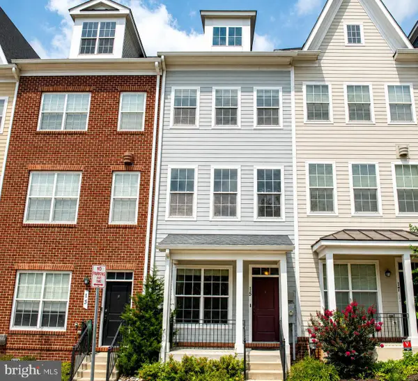 15 Willow Ave, TOWSON, MD 21286