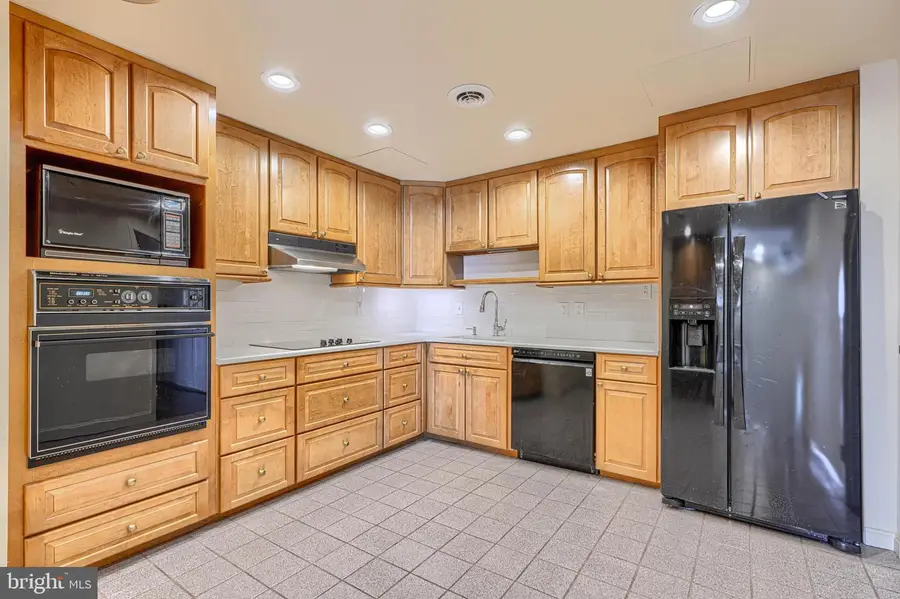 28 Allegheny Ave #2702, Towson, MD 21204 - #3