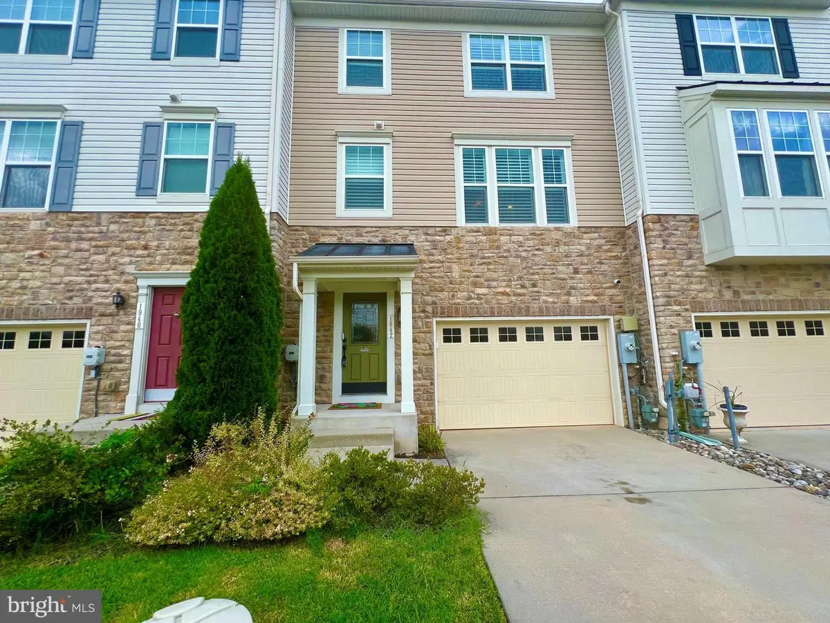 1942 River Vista Dr, Essex, MD 21221 - #1