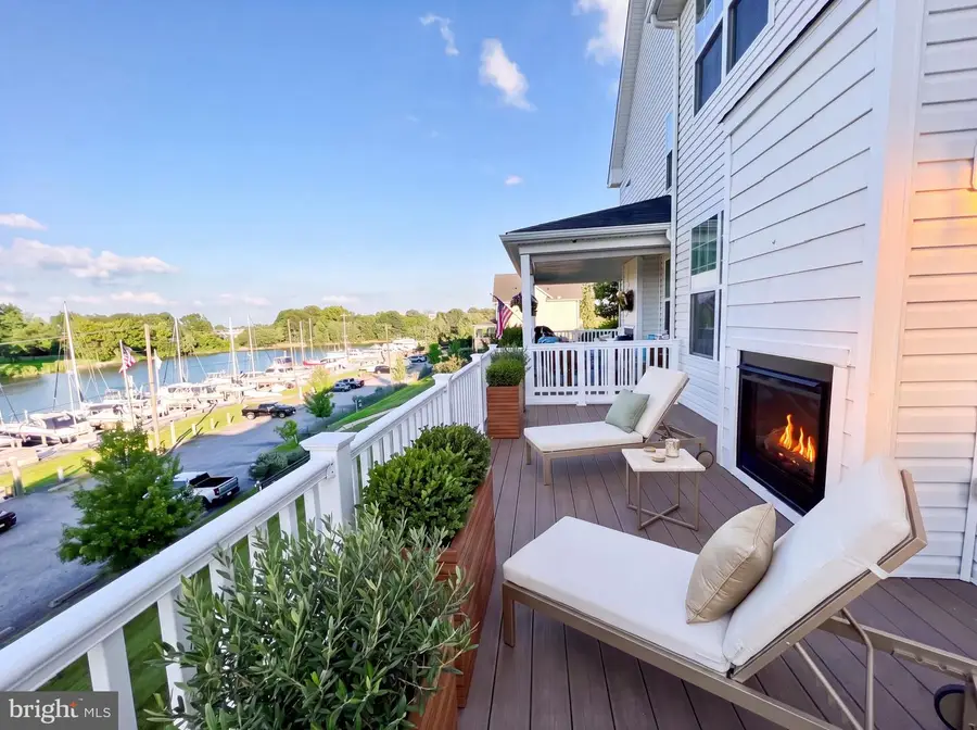 1942 River Vista Dr, Essex, MD 21221 - #3