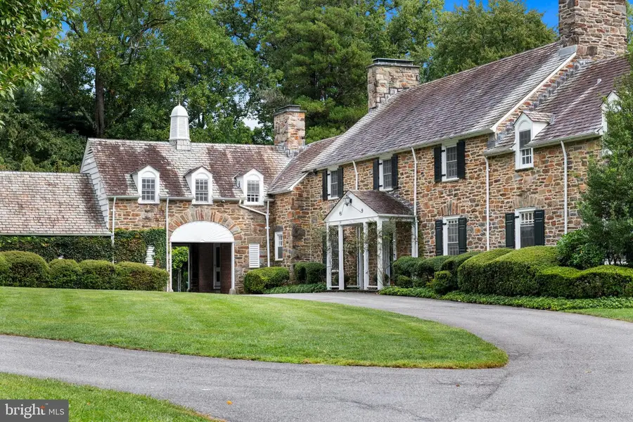 211 Golf Course Rd, Owings Mills, MD 21117 - #2