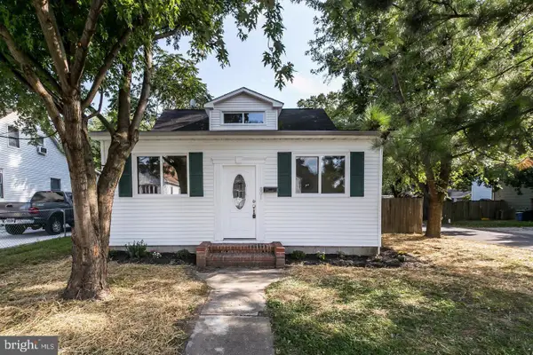 801 Silver Ave, ESSEX, MD 21221