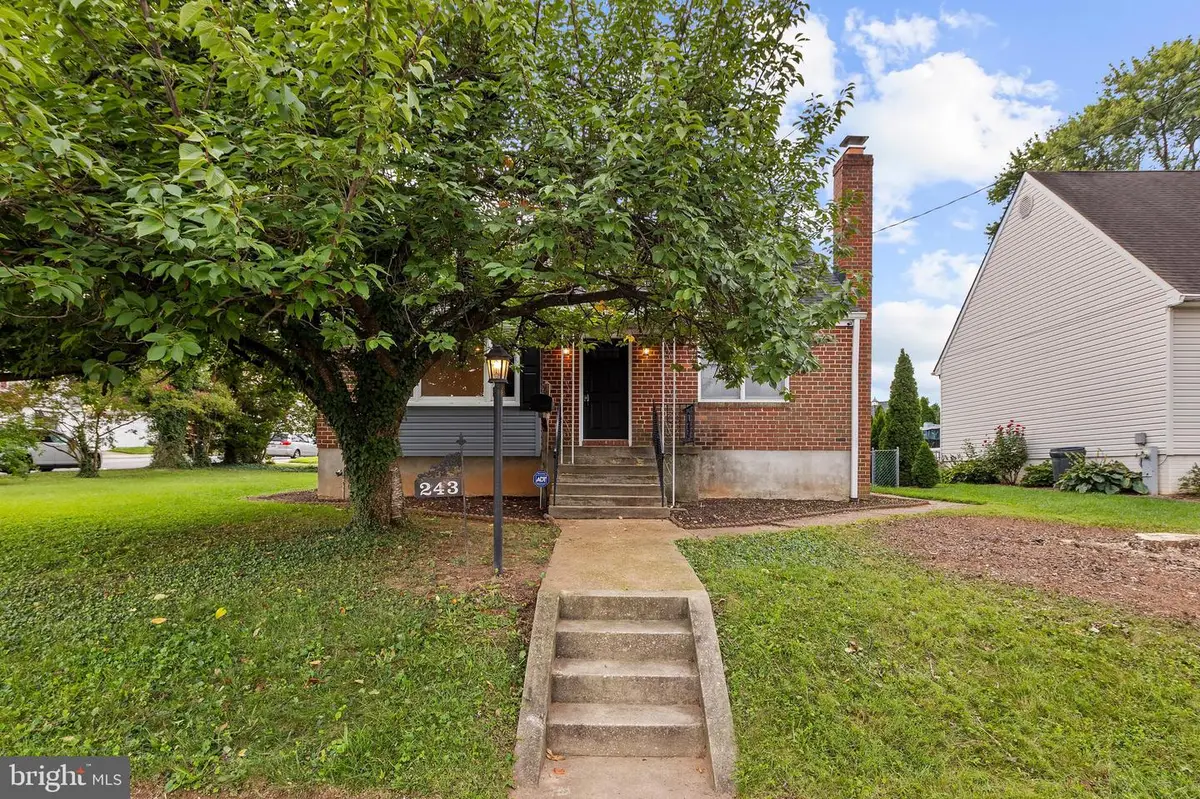 243 4th Ave, Baltimore, MD 21227 - #1