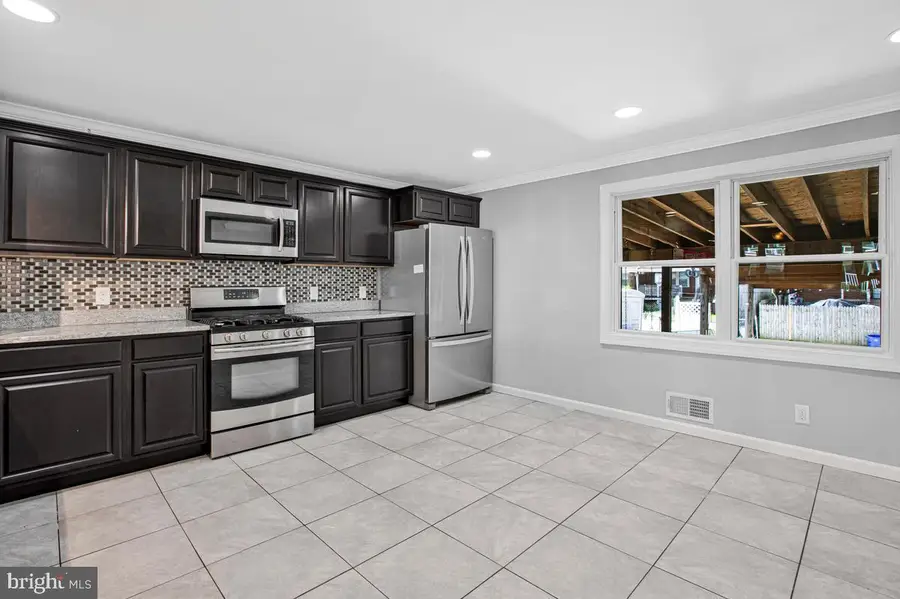 8135 Del Haven Rd, Baltimore, MD 21222 - #3