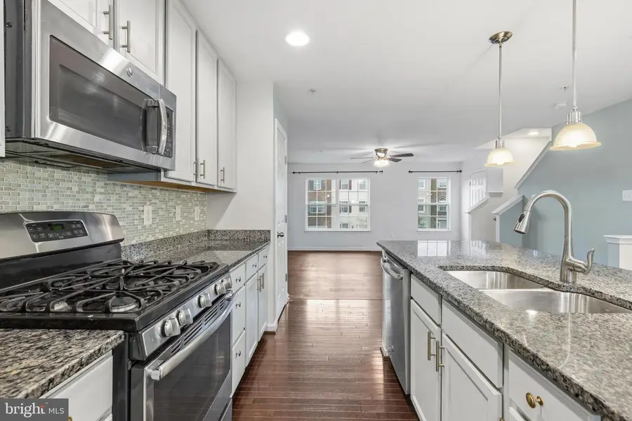 8529 Stansbury Lake Dr, Baltimore, MD 21222 - #3