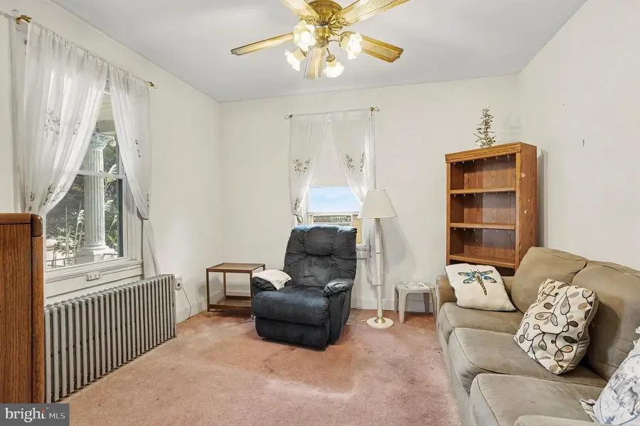 327 Nicholson Rd, Baltimore, MD 21221 - #3