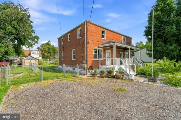 2611 N Snyder Ave, SPARROWS POINT, MD 21219