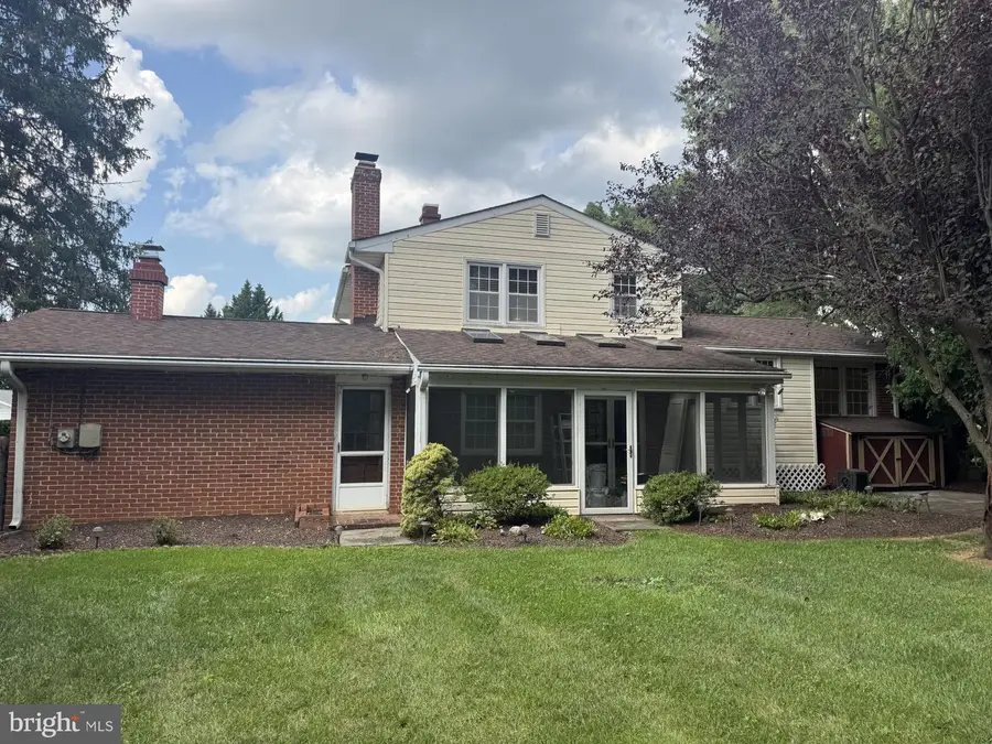 235 Chantrey Rd, Lutherville Timonium, MD 21093 - #2