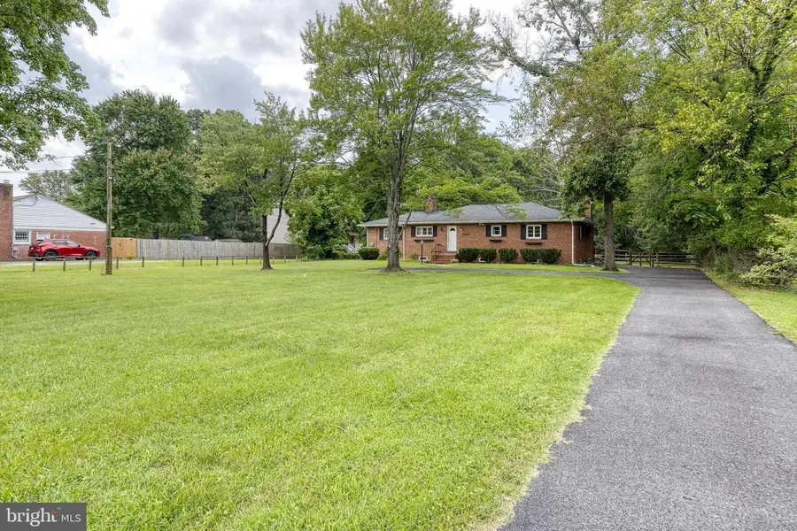 7910 Westmoreland Ave, Parkville, MD 21234 - #2