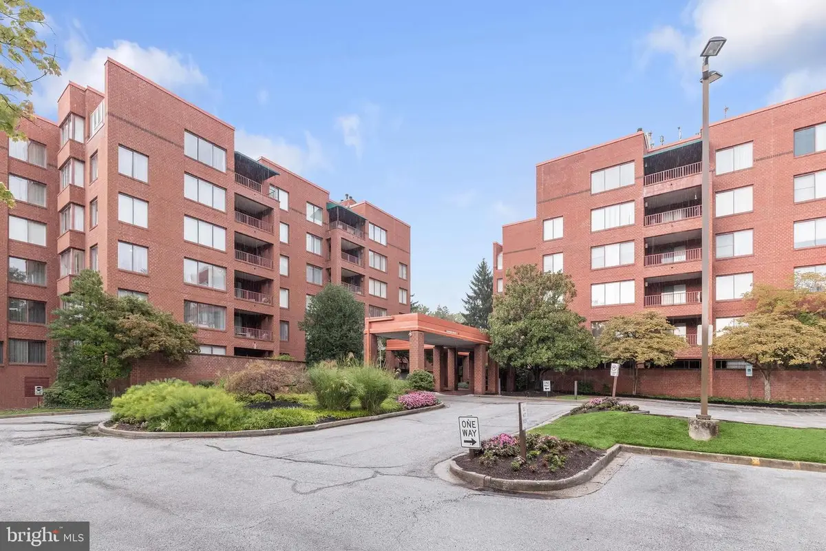 1 Gristmill Ct #208, Pikesville, MD 21208 - #1