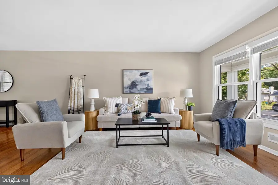 2112 Folkstone Rd, Lutherville Timonium, MD 21093 - #2