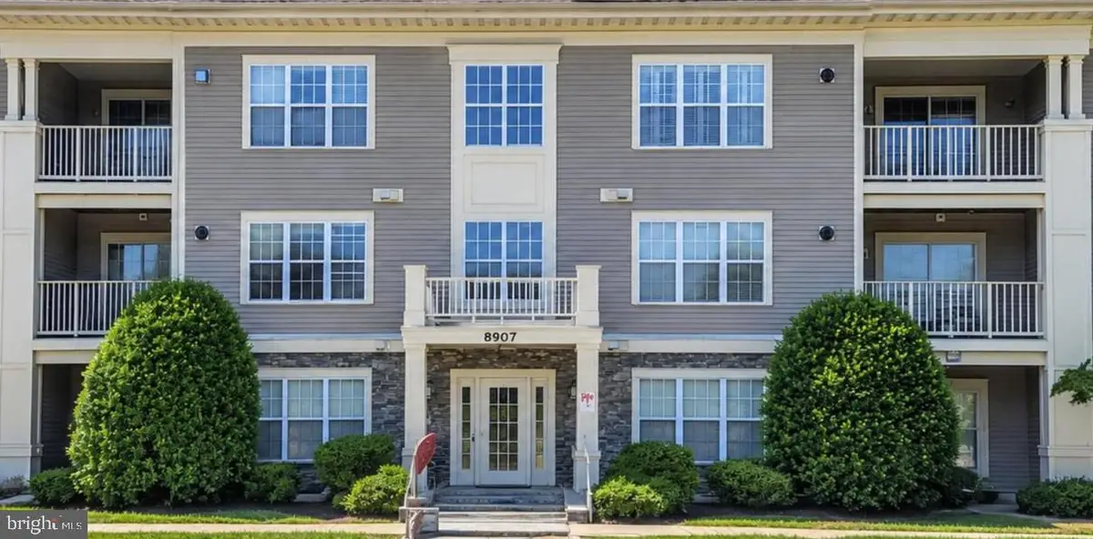 8907 Stone Creek Pl #301, Baltimore, MD 21208 - #1