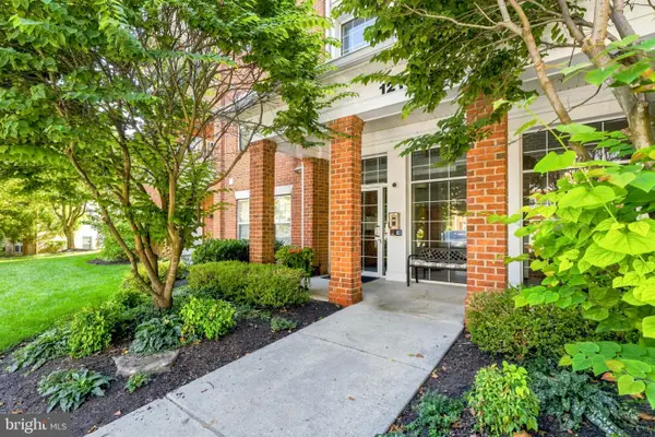 12105 Tullamore #402, TIMONIUM, MD 21093
