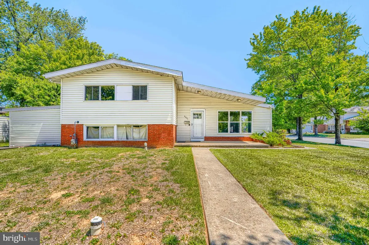 6901 Chippewa Dr, Baltimore, MD 21209 - #1