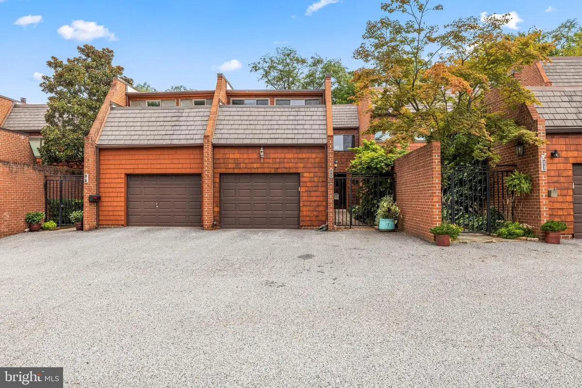 11 Coldwater Ct, Towson, MD 21204 - #1
