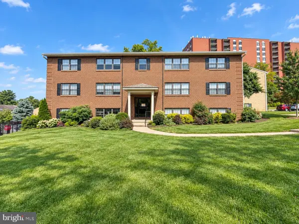 4 Smeton Pl #4e, TOWSON, MD 21204
