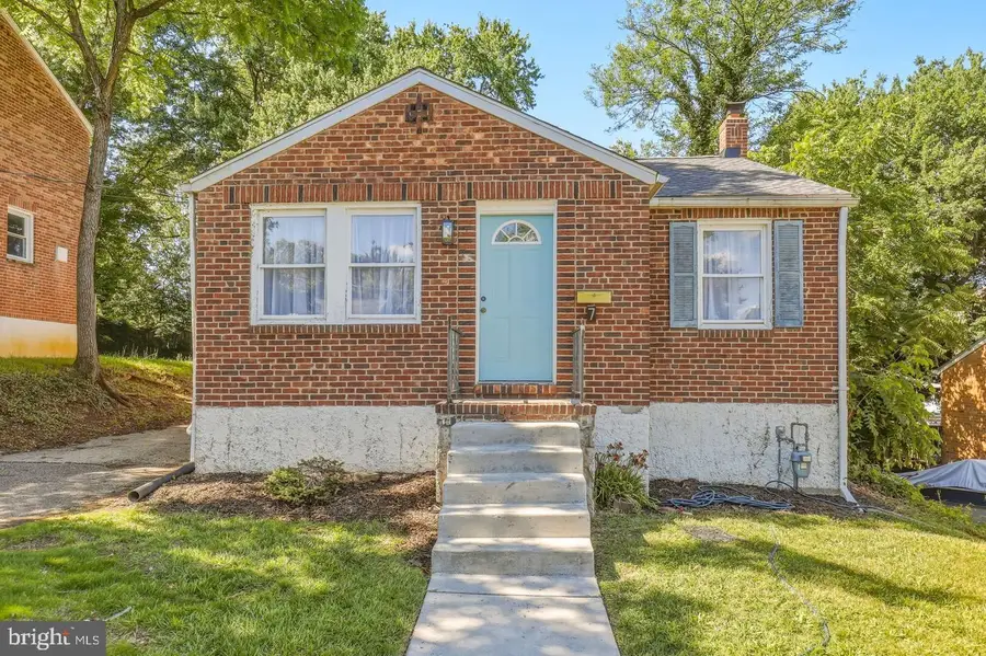 7 Lodge Rd, Catonsville, MD 21228 - #2
