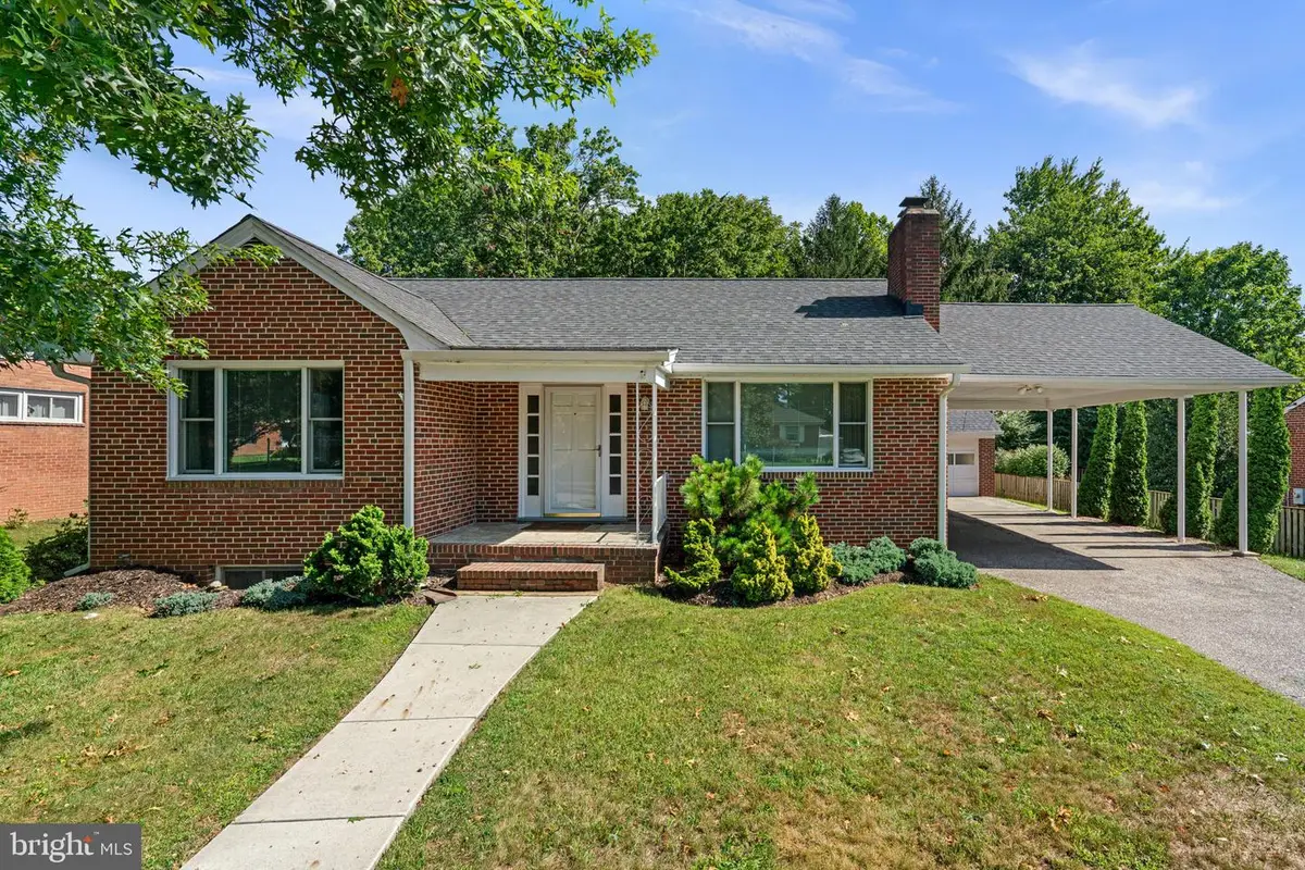 2206 Pleasant Dr, Baltimore, MD 21228 - #1