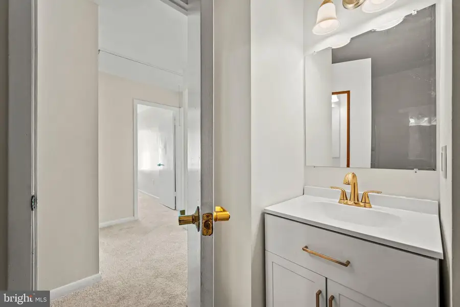 89 King Henry Cir #89, Rosedale, MD 21237 - #3