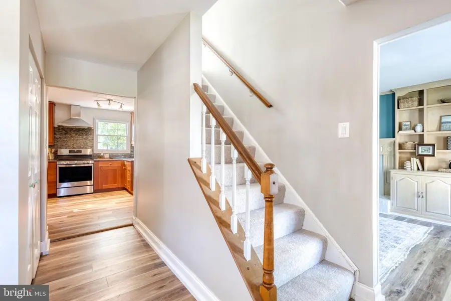 1027 Trickling Brook Rd, Cockeysville, MD 21030 - #3