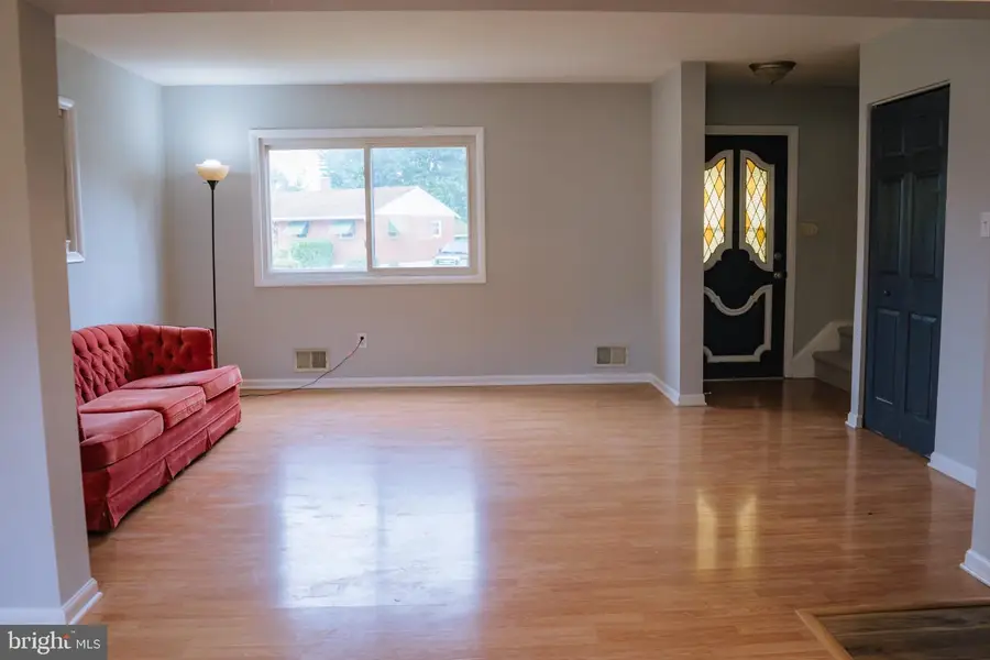 818 Bobby Rd, Baltimore, MD 21228 - #3