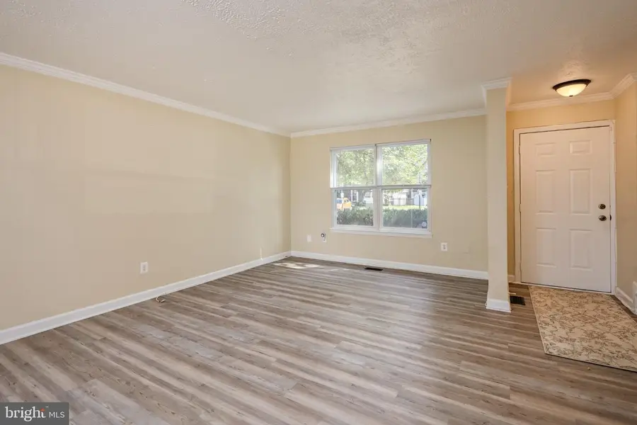 14 Stone Falls Ct, Nottingham, MD 21236 - #3