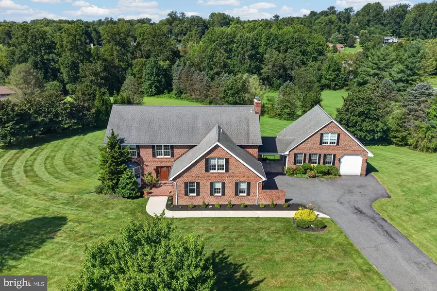 4 Country Hill Ct, Kingsville, MD 21087 - #3