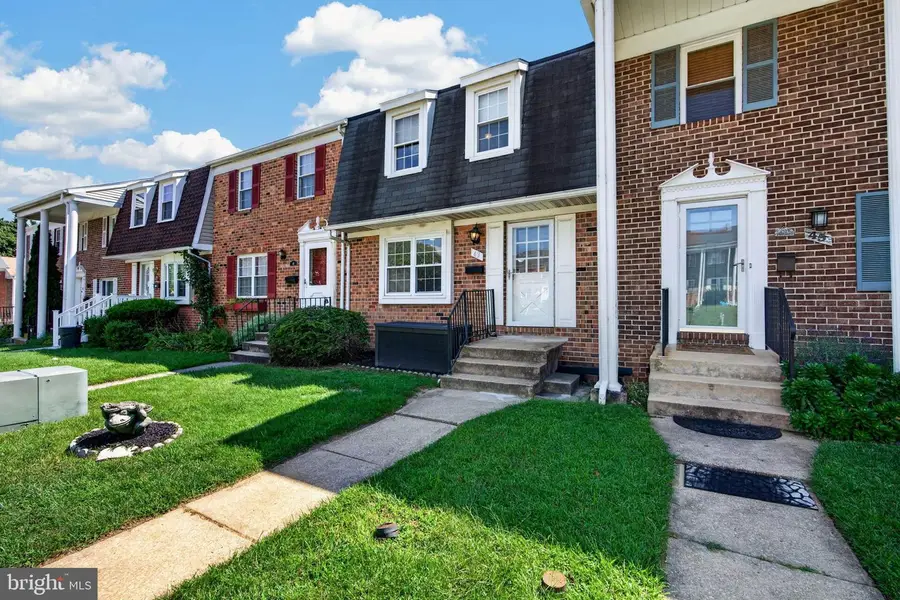 43 Odeon Ct, Parkville, MD 21234 - #2