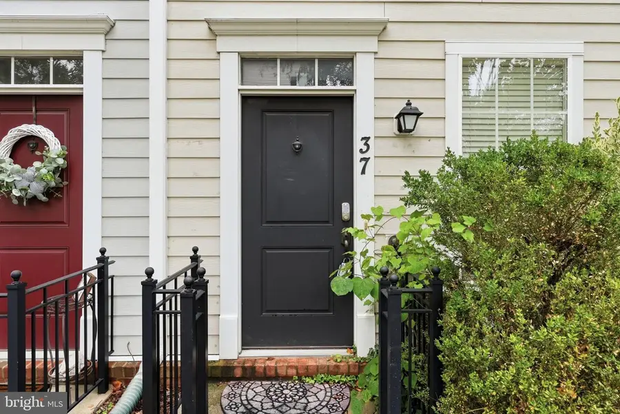37 Meridian Ln, Towson, MD 21286 - #3