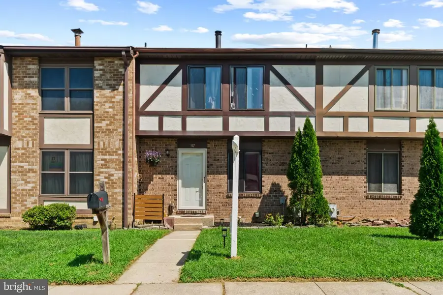 117 Bourbon Ct, Parkville, MD 21234 - #2