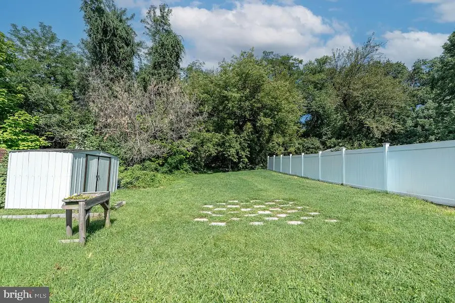 8722 Old Harford Rd, Parkville, MD 21234 - #3